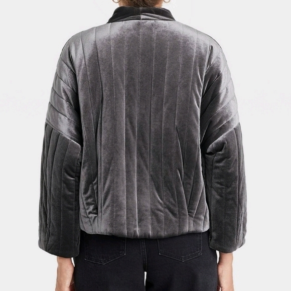 A New Day Gray Quilted Velvet Waist Length Open Front Jacket OSFM - Picture 2 of 6